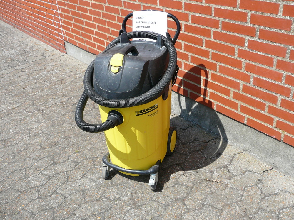 BRUGT KARCHER VÅDSUGER MED INDBYGGET DYKPUMPE TYPE NT 55